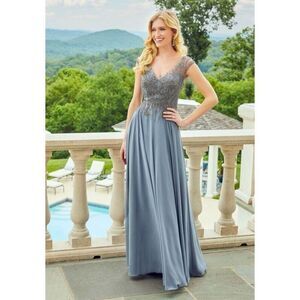 NEW MGNY by Mori Lee Embellished Bodice Cap Sleeve Maxi Dress Gown in Steel Gray